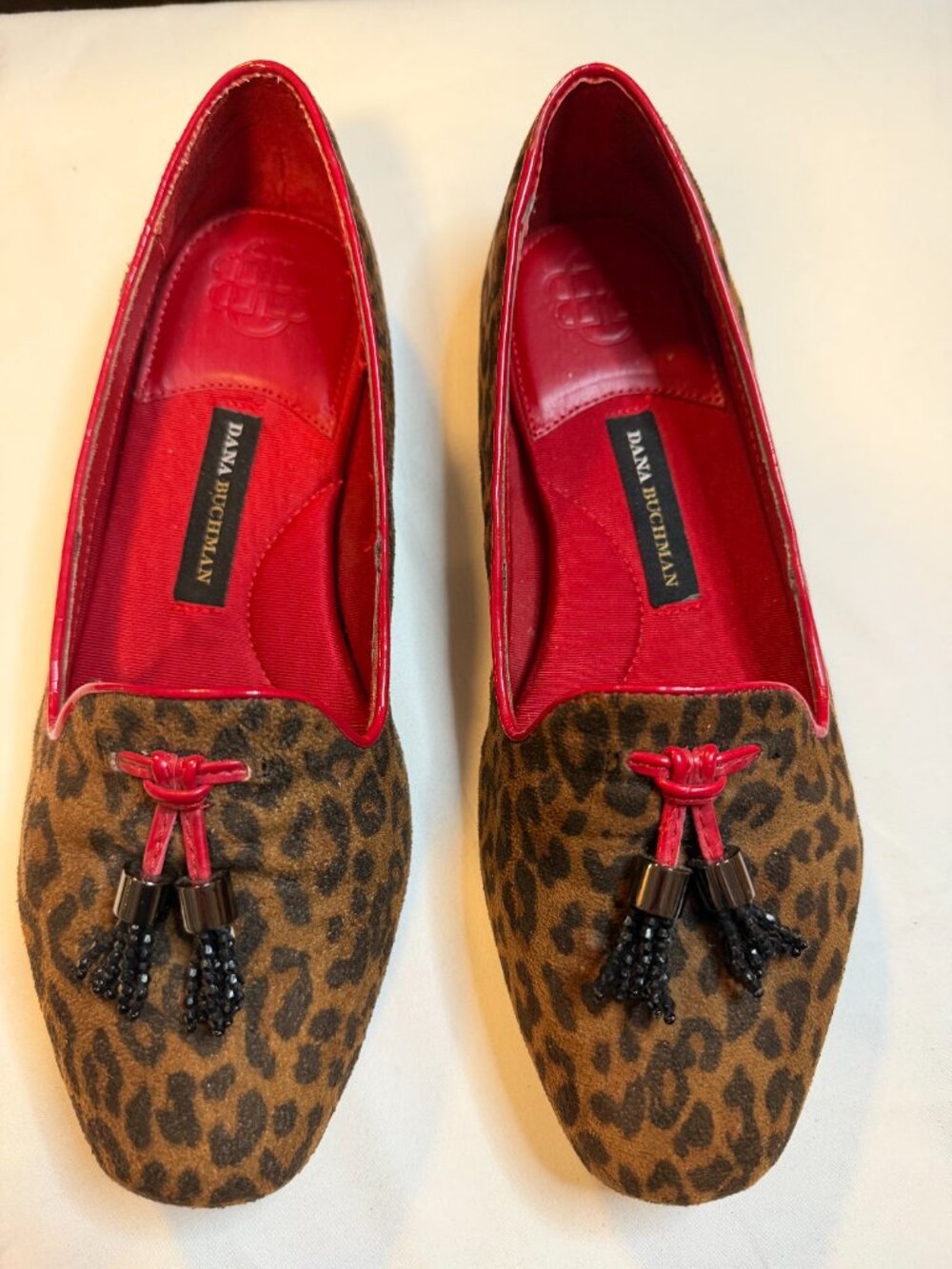 Dana Buchman Leopard Print Flats Beaded Tassel Loafers Red Insole Sz 7.5
